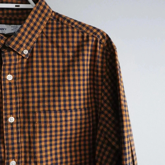 Old Navy Men's Large Orange Plaid Regular Fit Buttoned Collared Long Sleeve Top - Picture 5 of 11